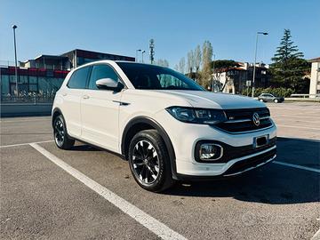 IN SOSPESO - Volkswagen T-Cross Sport R-Line