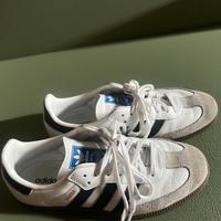 Adidas Samba OG bianche con strisce nere