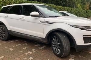 auto evoque