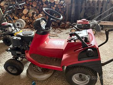 Trattorino Rasaerba HONDA HF 2315 HM