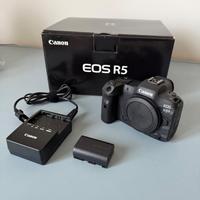 Canon EOS R5 – corpo macchina
