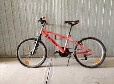 Bicicletta bambino B'Twin con cambio,