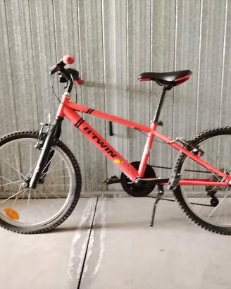 Bicicletta bambino B'Twin con cambio,