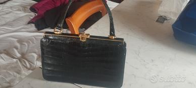 Borsetta in pelle di coccodrillo yacare.