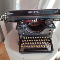 macchina da scrivere Invicta