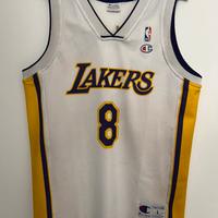 KOBE BRYANT LOS ANGELES LAKERS CHAMPION (L)