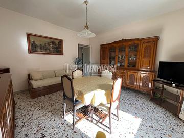 TRILOCALE LUMINOSO CON POSTO AUTO