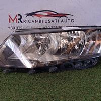 FARO ANTERIORE SINISTRO SKODA Octavia Berlina 4°
