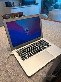 MacBook Air 13" (Modello A1466) 