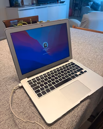 MacBook Air 13" (Modello A1466) 
