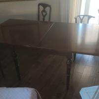 Tavolo + 4 sedie in legno