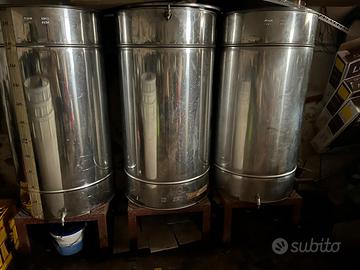 Attrezzatura per fare il vino