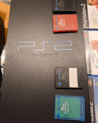 Console Ps2 +videogiochi originali e 4 memory card