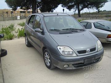 Renault scenic 2 per ricambi 2.0.0.1