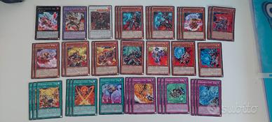 lotto base deck pugno di fuoco yugioh
