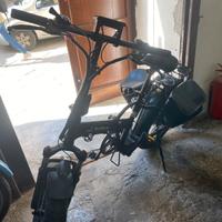 Fat bike elettrica pieghevole