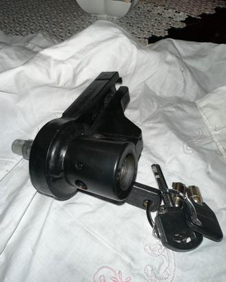blocca ruota per moto