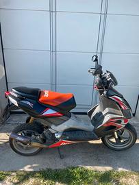 Scooter Aprilia SR50