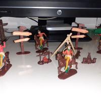 indiani e cowboys  di plastica