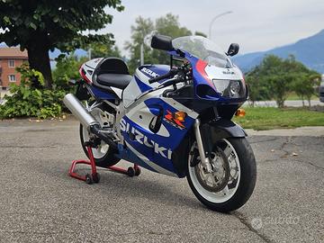 Suzuki gsxr 600 srad