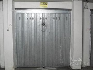 GARAGE 15 mq ,Giardini Naxos ( Zona Calcarone)