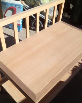 Panca per bambino in legno al grezzo