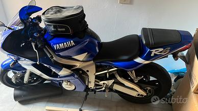 Yamaha R6