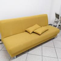 Divano con letto e contenitore 