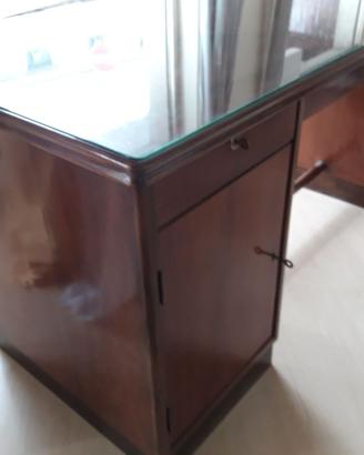 scrivania deco con vetro