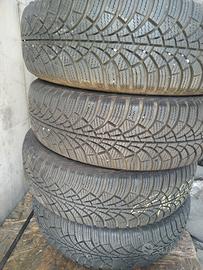 4 gomme invernali Goodyear 185 65 15