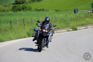 Moto, enduro, granturismo, strada benelli 702x