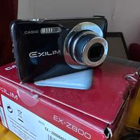 Macchina fotografica Casio Exilm ex-z800