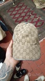 cappellino gucci