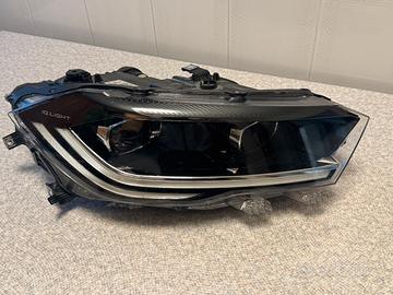 Faro anteriore lato passeggero Volkswagen Polo