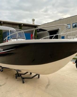 Trimarchi Petra S (6.70mt) + Honda BF40E nuova