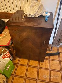 Macchina da cucire snni 60