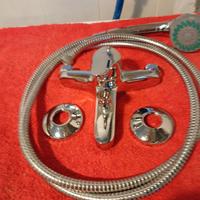 Rubinetto vasca con doccia FORTIS