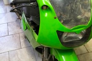 Kawasaki zxr 400