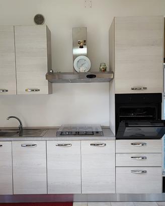 Cucina usata condizioni pari al nuovo