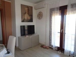 Appartamento via Bramante - Vista 6