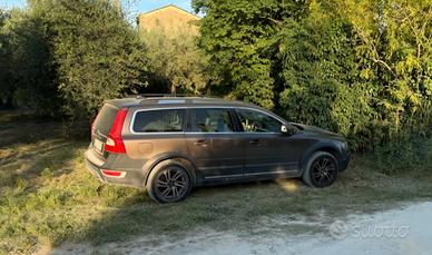 volvo xc70 