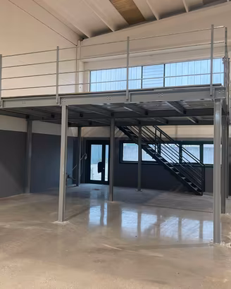 SOPPALCO INDUSTRIALE 6X6 CON SCALA