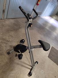 Cyclette pieghevole 