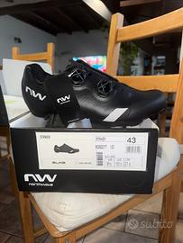 Scarpe da bici NORTHWAVE - n.43 - NUOVE