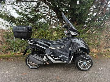 Piaggio mp3 300