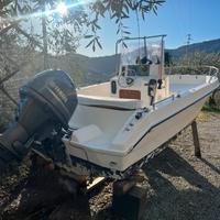 Natante 5,7 con fuoribordo senza patente