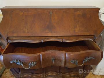Scrittoio in legno