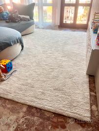 tappeto pelo corto bianco sporco