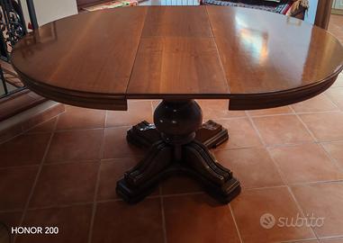 Tavolo rotondo allungabile  in stile classico in n