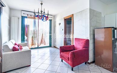 MONOLOCALE CON TERRAZZINO